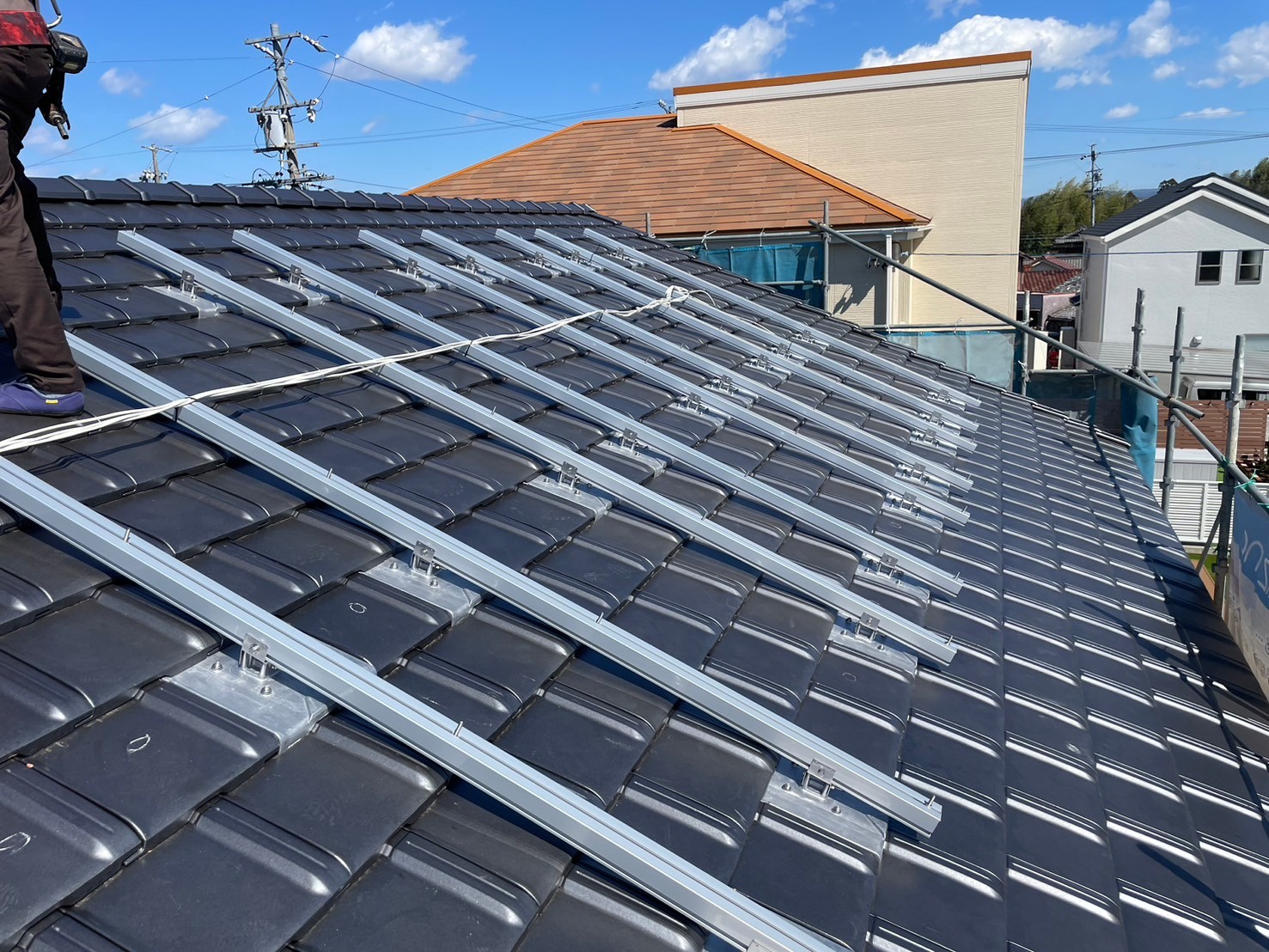 支持瓦工法の架台